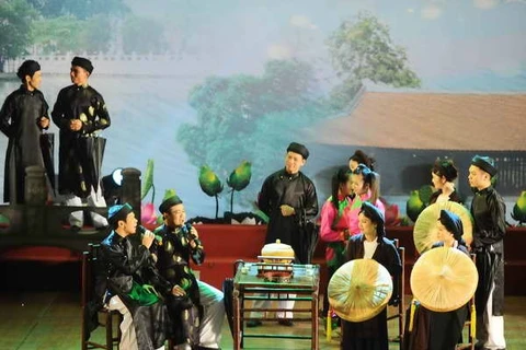 Performance staged by Bac Ninh artists (Photo: VNA) 